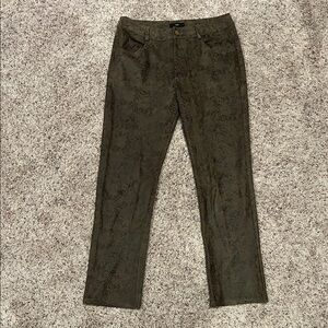 Women Snake Print Capris